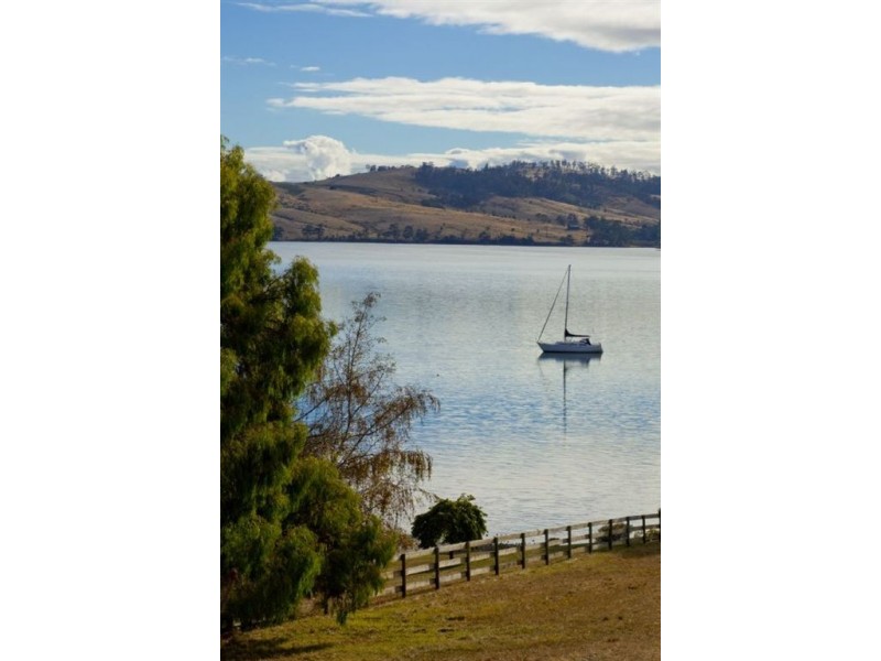 259 Lennon Road, North Bruny TAS 7150