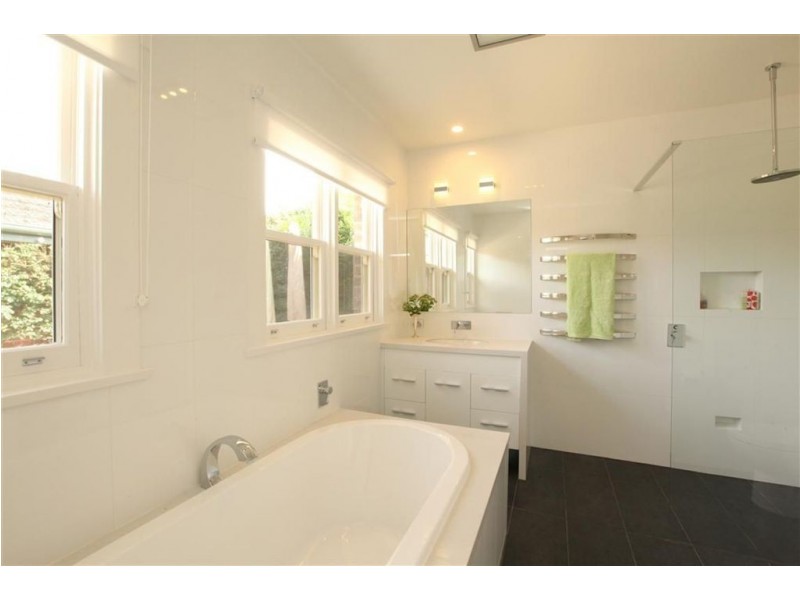 392 Saundridge Road, Cressy TAS 7302