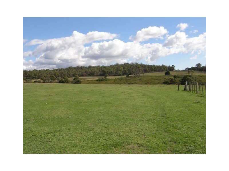 - Bridport Road, Bridport TAS 7262