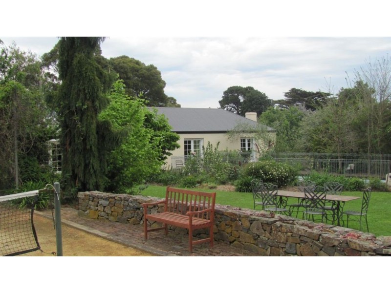 990 Pateena Rd, Longford TAS 7301