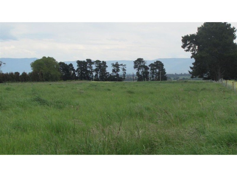 990 Pateena Rd, Longford TAS 7301