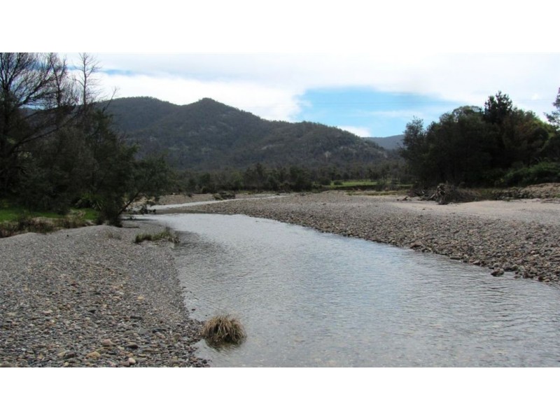 310 Leona Rd, Avoca TAS 7213