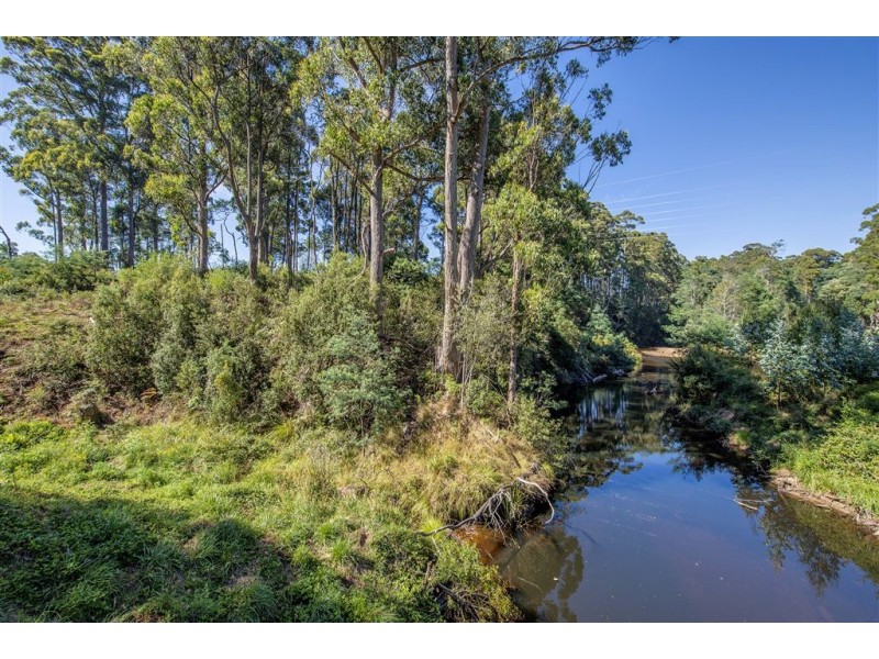 201 Pages Road, Calder TAS 7325