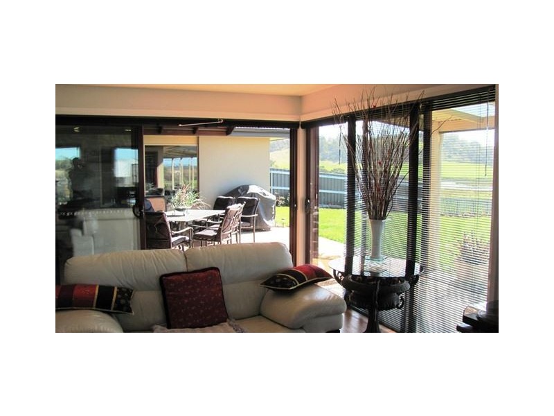 83 Annie Street, St Helens TAS 7216