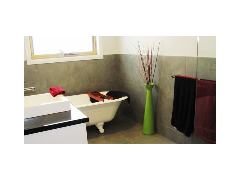 83 Annie Street, St Helens TAS 7216