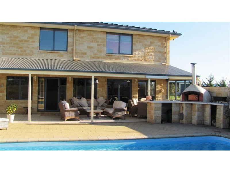 211 Logan Road, Evandale TAS 7212