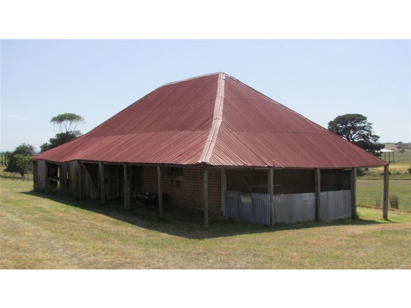 22464 Tasman Highway, Falmouth TAS 7215