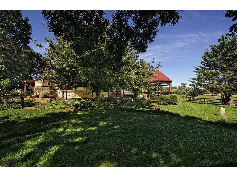 1915 Sheffield Road, Barrington TAS 7306