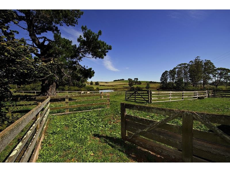 1915 Sheffield Road, Barrington TAS 7306