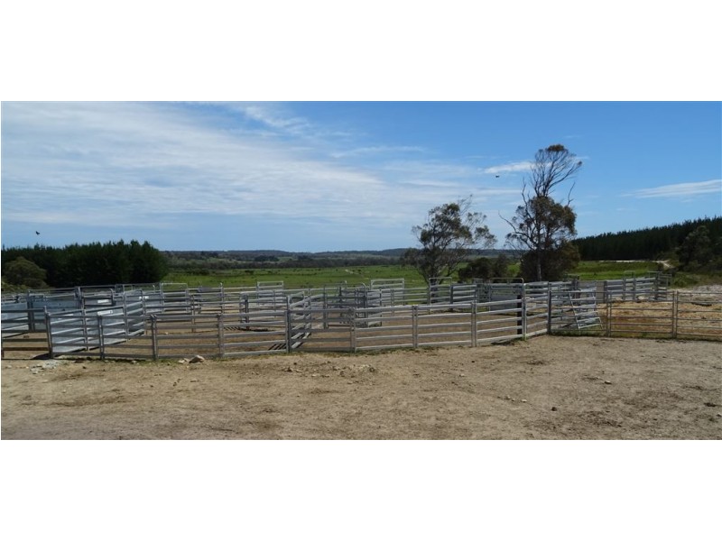 . Waterhouse Road, Boobyalla TAS 7264