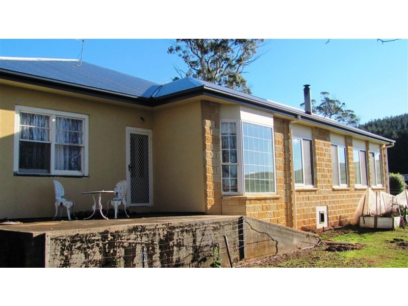 173 River Road, Deloraine TAS 7304