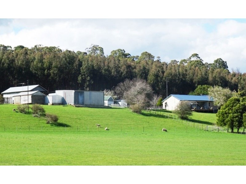100 Deviation Road, Westbury TAS 7303