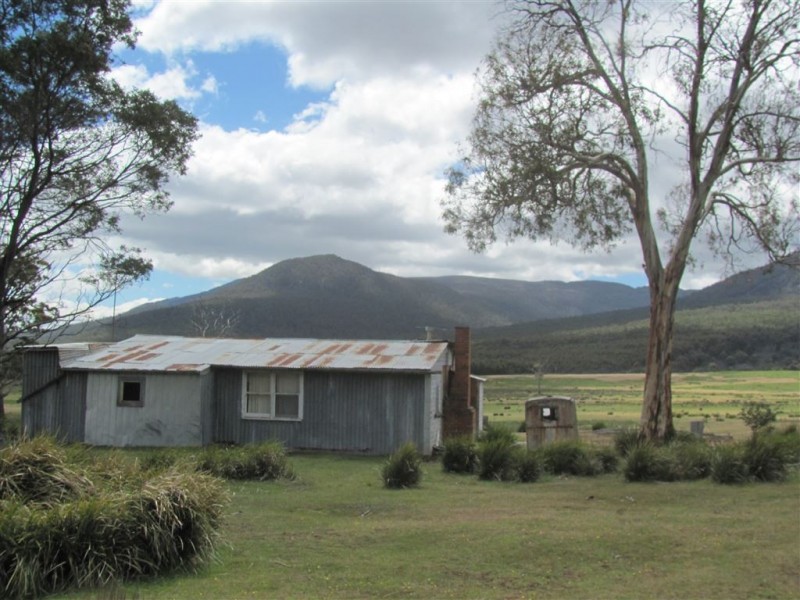 - Little Den Road, Millers Bluff TAS 7030