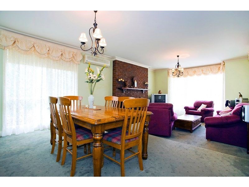 120 Lakeview Drive, Lilydale VIC 3140