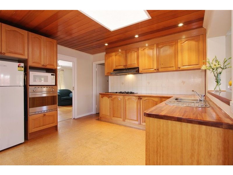 1/93 Mount View Parade, Croydon VIC 3136