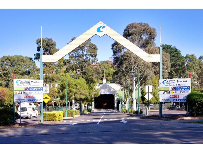 10 Douglas Parade, Croydon VIC 3136