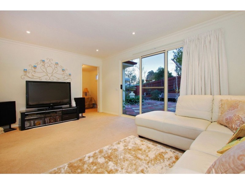 40 Tanbridge Way, Warranwood VIC 3134