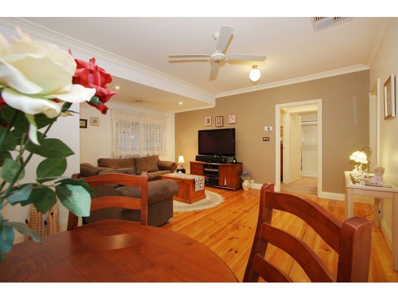 16 View Street, Croydon VIC 3136