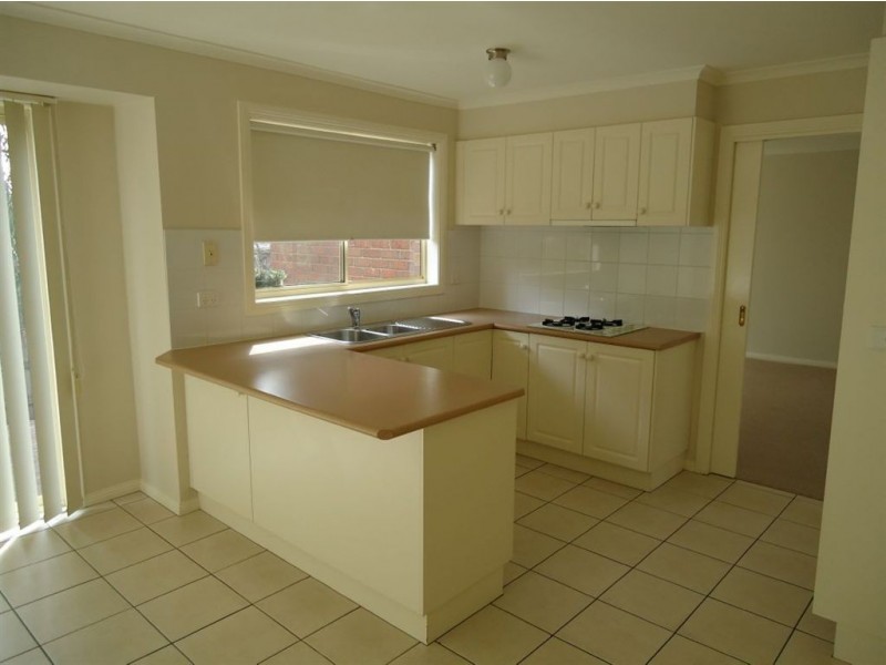 2/17-19 Beaufort Road, Croydon VIC 3136