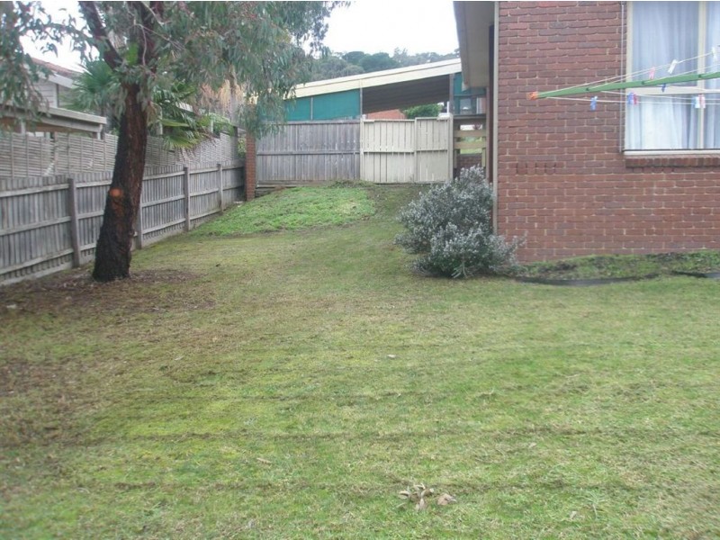 9 Alpine Way, Kilsyth VIC 3137