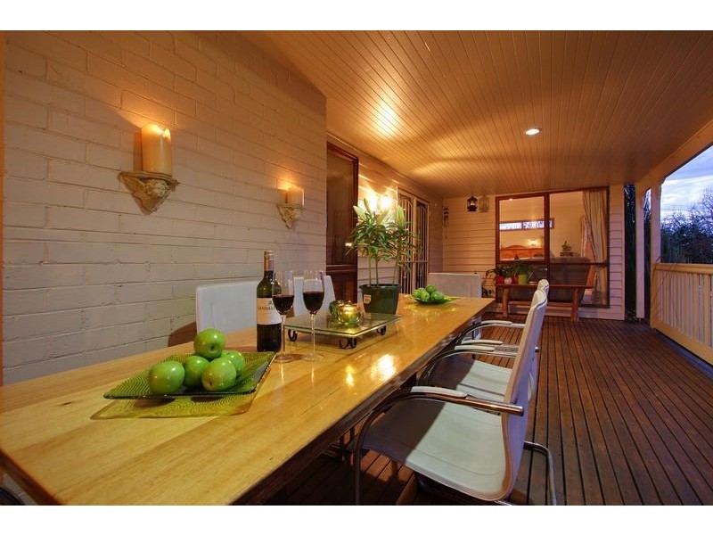 39 Allendale Road, Croydon VIC 3136