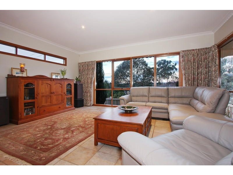 39 Allendale Road, Croydon VIC 3136