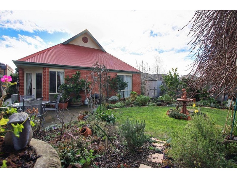 3 Bromley Close, Chirnside Park VIC 3116