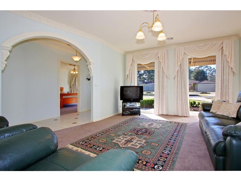 8 Pezzimenti Place, Wonga Park VIC 3115