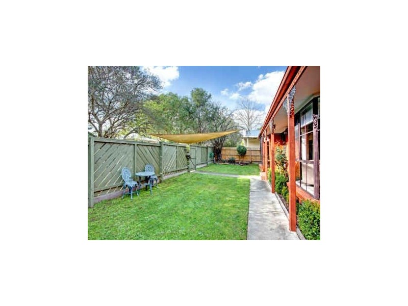 1 Plumer Street, Croydon VIC 3136