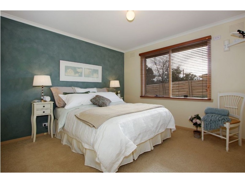 3/2-4 Hunter Street, Croydon VIC 3136