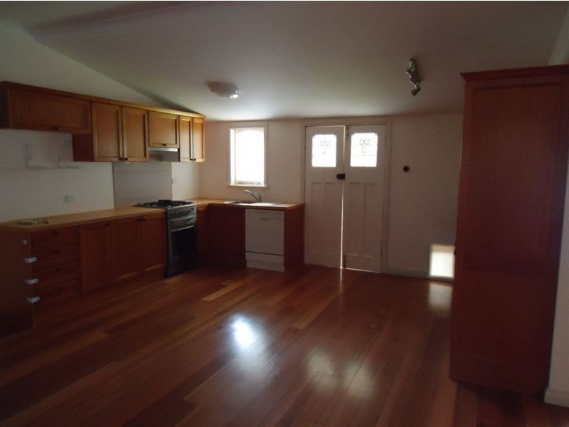 21 Barkly Terrace, Mitcham VIC 3132