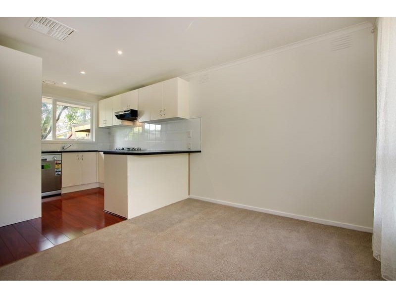21 Vinter Avenue, Croydon VIC 3136