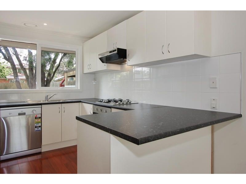 21 Vinter Avenue, Croydon VIC 3136