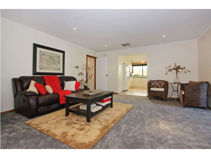 34-36 Lakeside Crescent, Croydon Hills VIC 3136