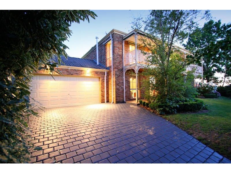 2 Drummer Hill Lane, Mooroolbark VIC 3138