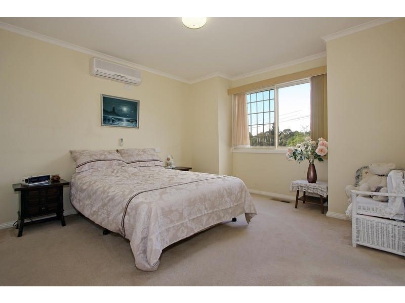 1/19 Beaufort Road, Croydon VIC 3136