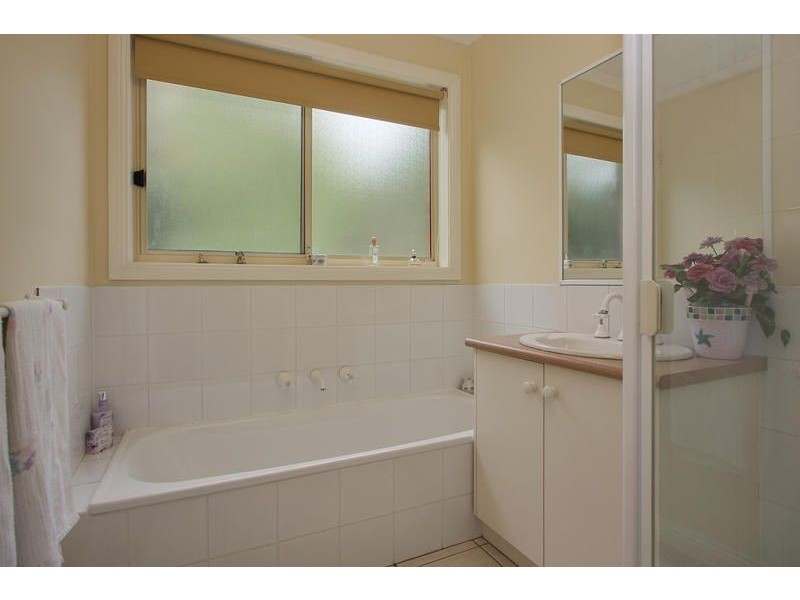 1/19 Beaufort Road, Croydon VIC 3136