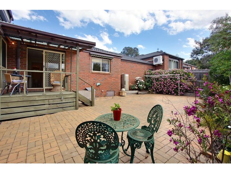 1/19 Beaufort Road, Croydon VIC 3136