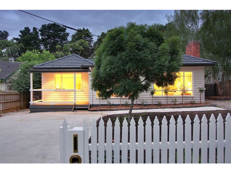 8 Cheeseman Street, Croydon VIC 3136