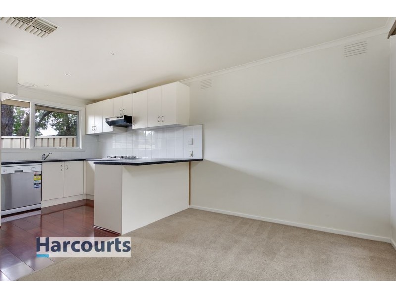 21 Vinter Avenue, Croydon VIC 3136
