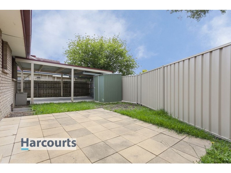 21 Vinter Avenue, Croydon VIC 3136