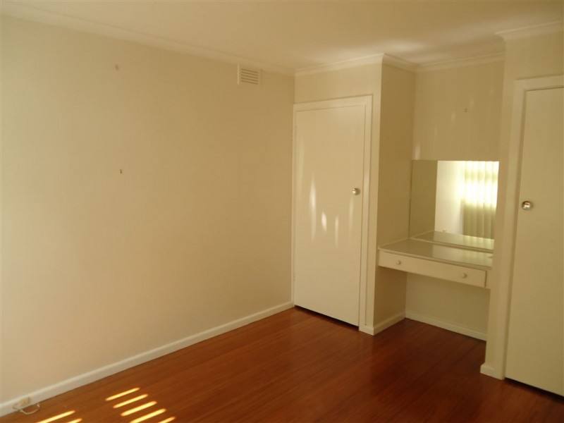 1/14 Kitchener Road, Croydon VIC 3136