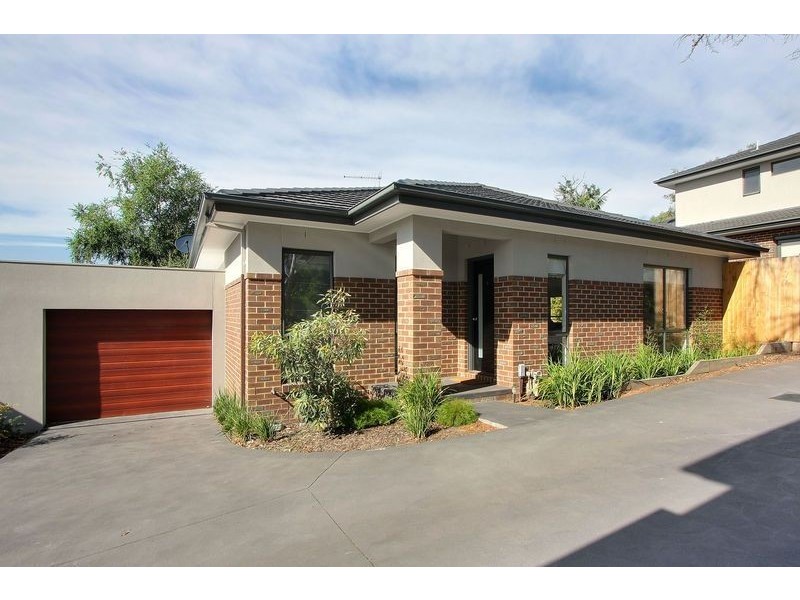 2/57 Bayswater Road, Croydon VIC 3136