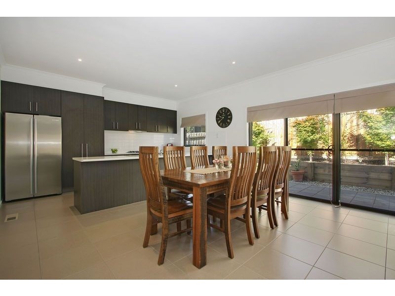 2/57 Bayswater Road, Croydon VIC 3136