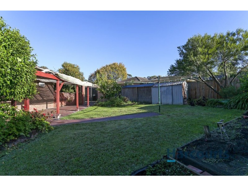 10 Alamein Avenue, Croydon VIC 3136