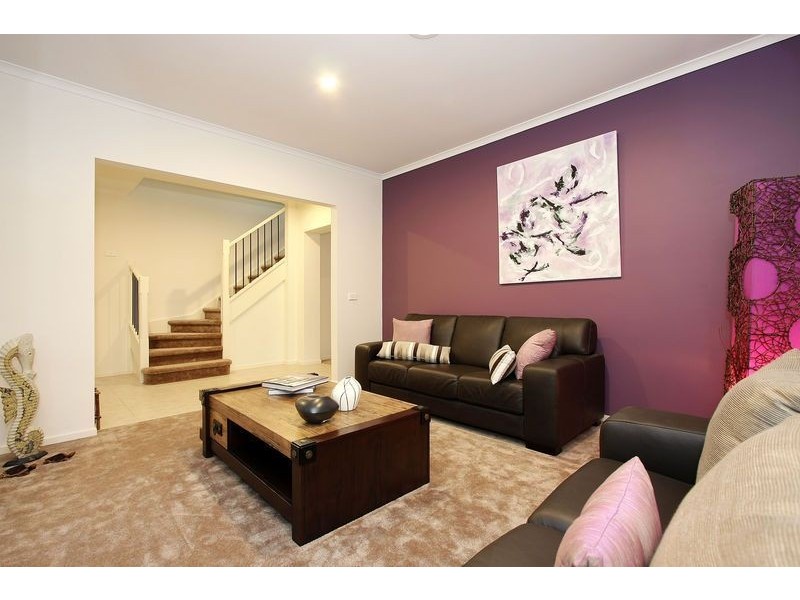 1/15 Newman Road, Croydon VIC 3136