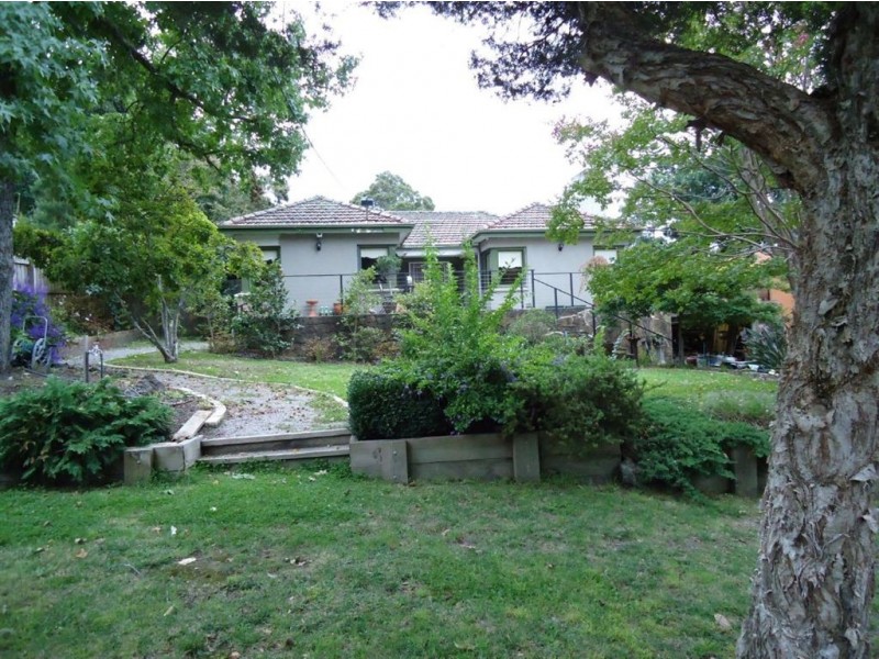 5 Collett Avenue, Ringwood VIC 3134