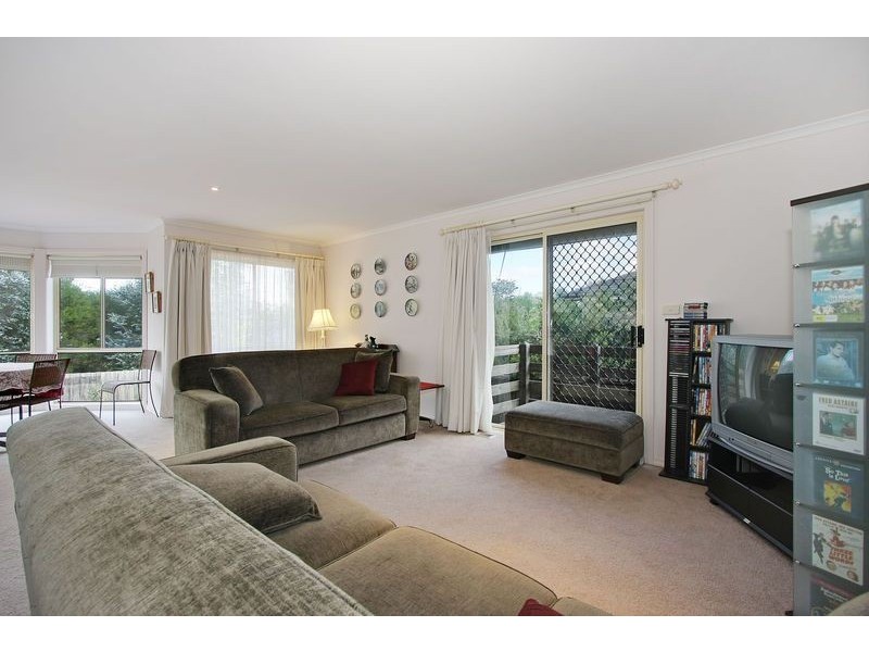 27 Meadowbank Avenue, Chirnside Park VIC 3116