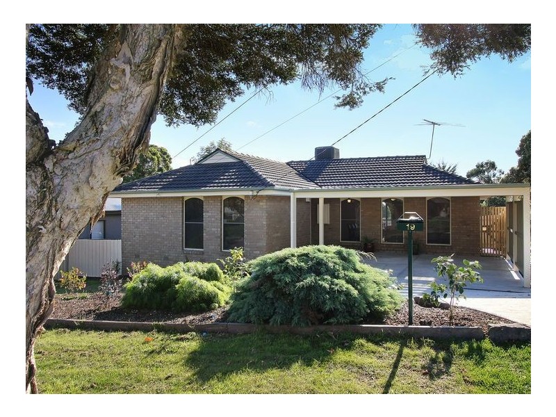 19 Roseman Road, Chirnside Park VIC 3116