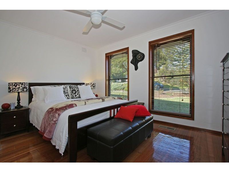 19 Roseman Road, Chirnside Park VIC 3116